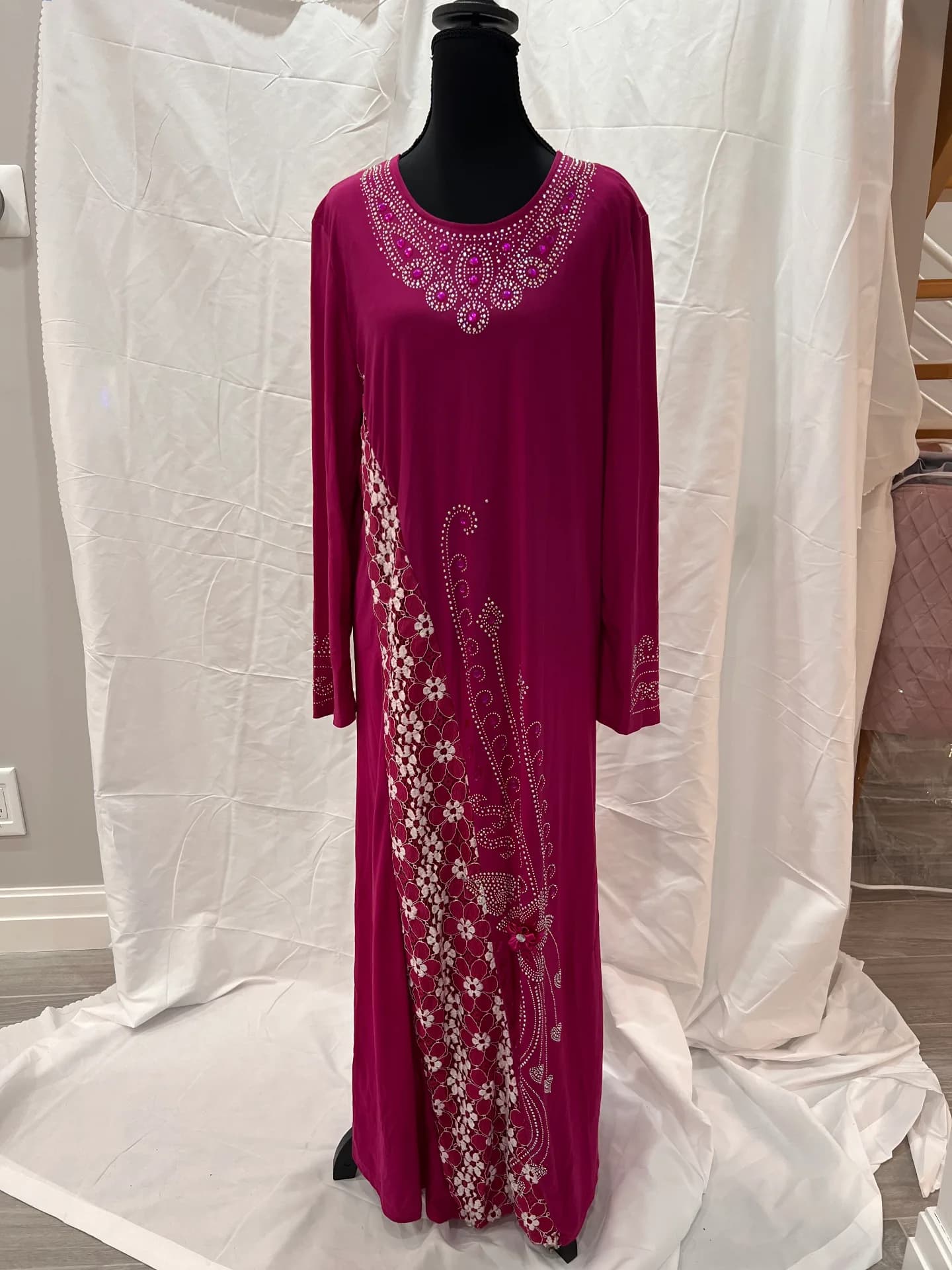 Floral Pink Abaya — view 3